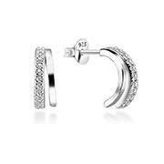 925 Sterling silver earring with cubic zircon.