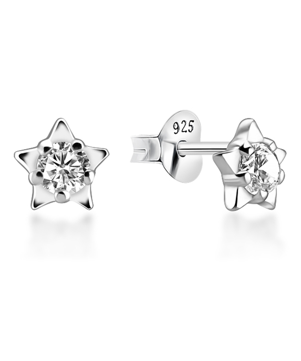 925 Sterling silver earring with cubic zircon.