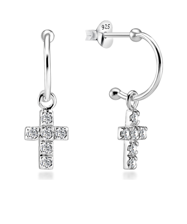 925 Sterling silver earring with cubic zircon.