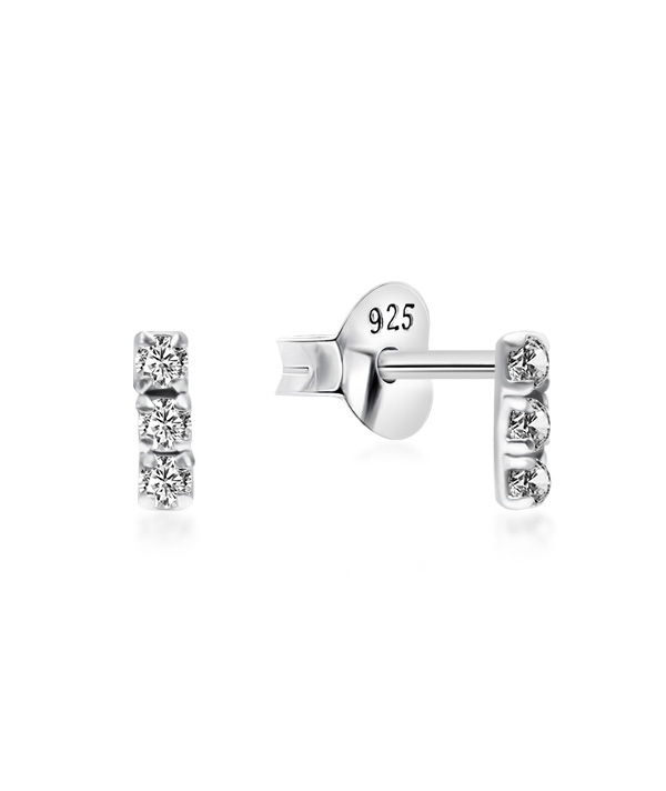 925 Sterling silver stud with cubic zircon.
