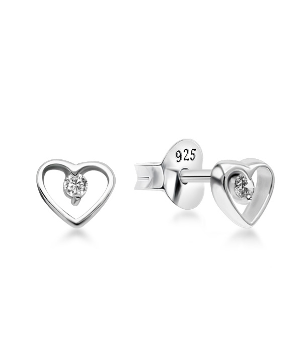 925 Sterling silver stud with cubic zircon.