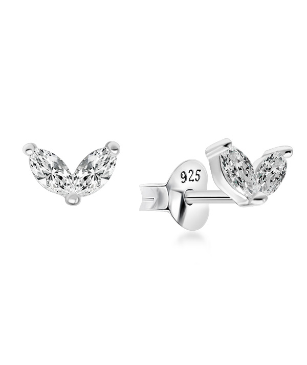 925 Sterling silver stud with cubic zircon.