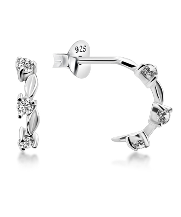 925 Sterling silver earring with cubic zircon.