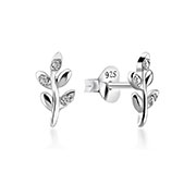925 Sterling silver earring with cubic zircon.