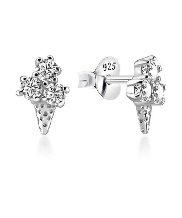 925 Sterling silver earring with cubic zircon.