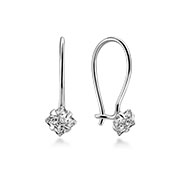925 Sterling silver earring with cubic zircon.