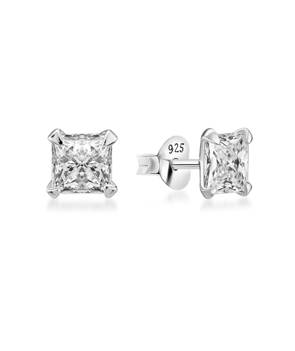 925 Sterling silver stud with cubic zircon.
