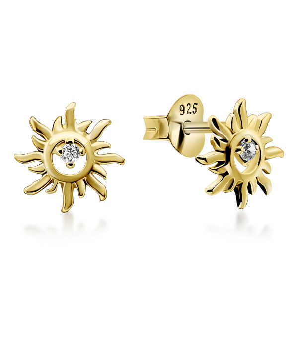 Gold plated sterling silver stud with cubic zirconia.