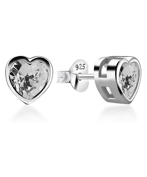 925 Sterling silver earring with cubic zircon.