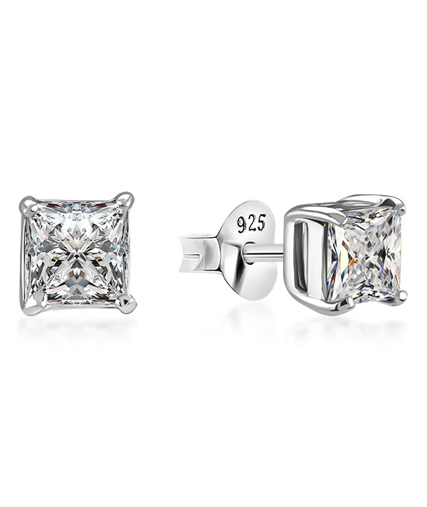 925 Sterling silver stud with cubic zircon.