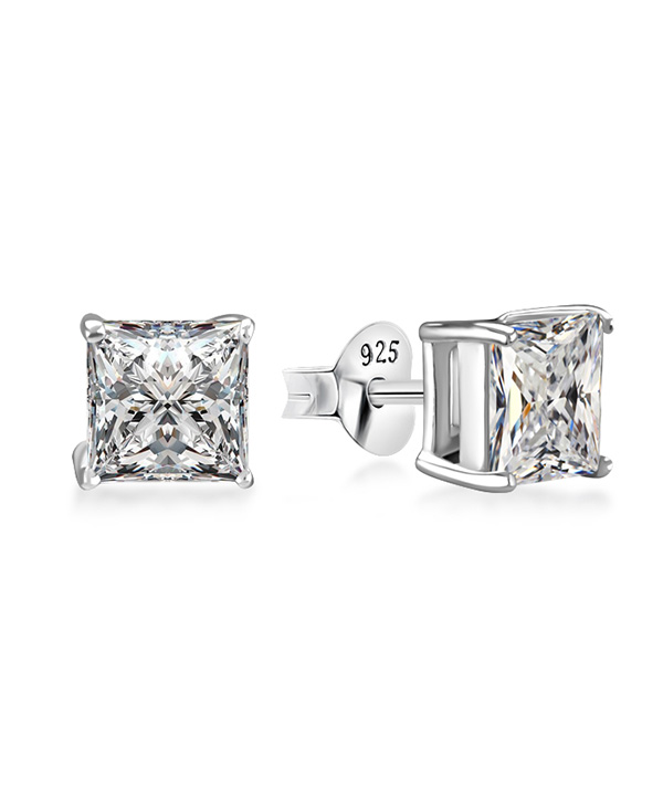 925 Sterling silver stud with cubic zircon.
