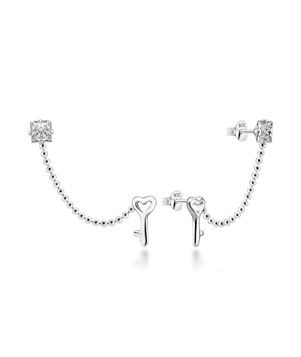 925 Sterling silver stud with cubic zircon.