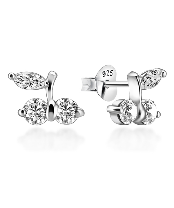 925 Sterling silver earring with cubic zircon.