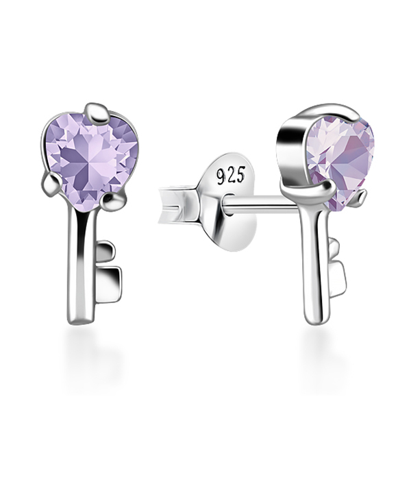 925 Sterling silver earring with cubic zircon.
