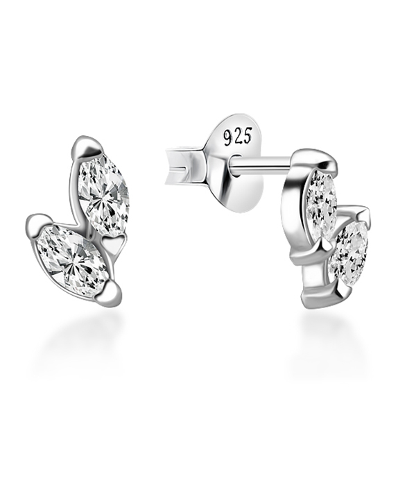 925 Sterling silver earring with cubic zircon.