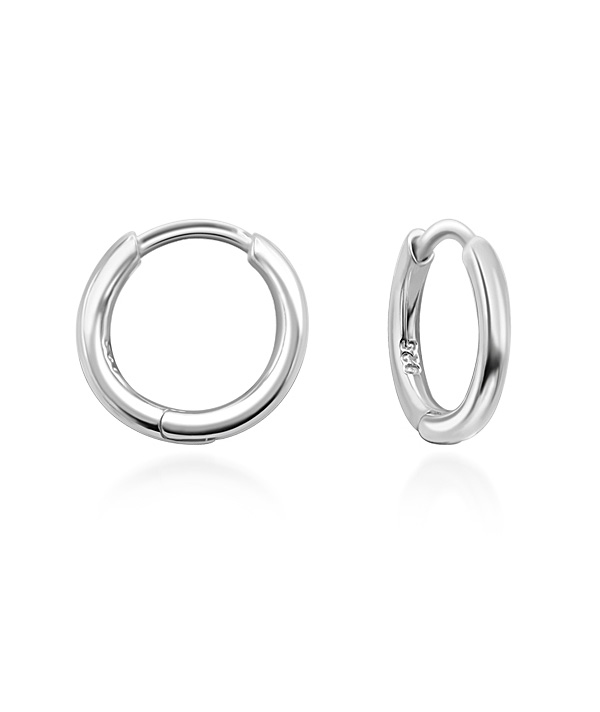 925 Sterling silver hoop.