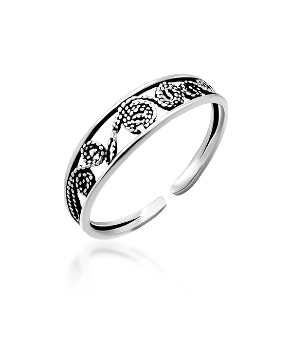 Plain 925 Sterling silver toering.
