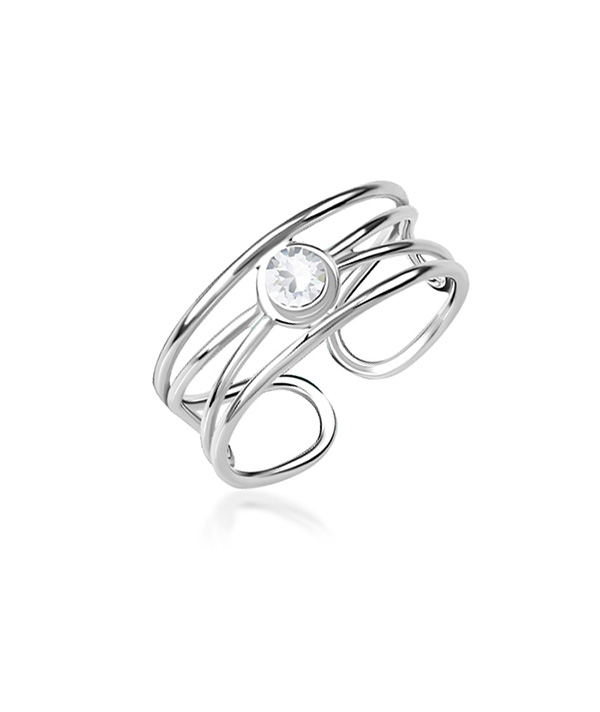 925 Sterling silver toering with crystal.