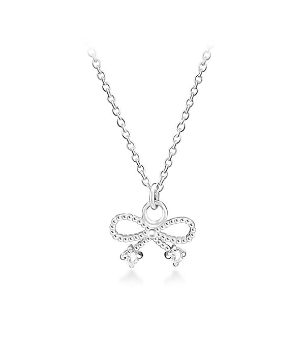 925 Sterling silver necklace with cubic zircon.
