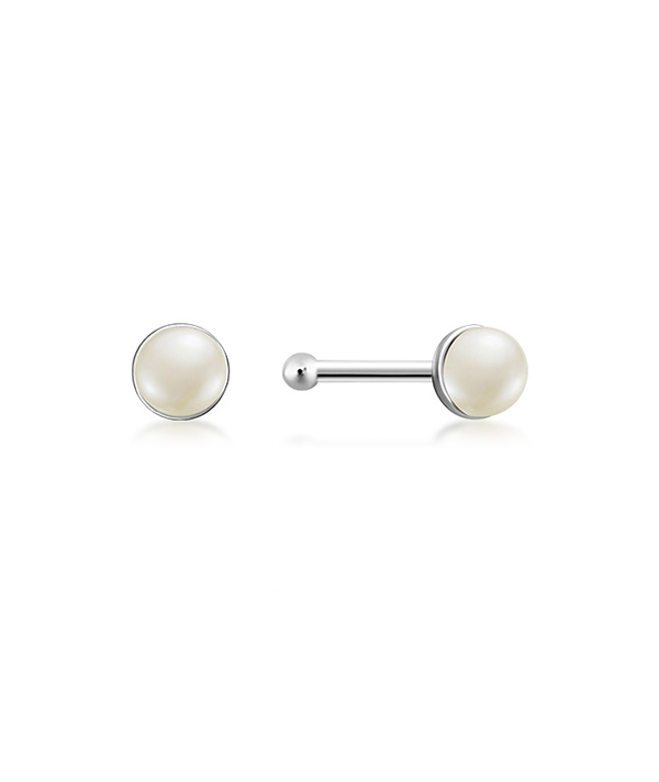 925 Sterling silver nose stud with synthetic pearl.