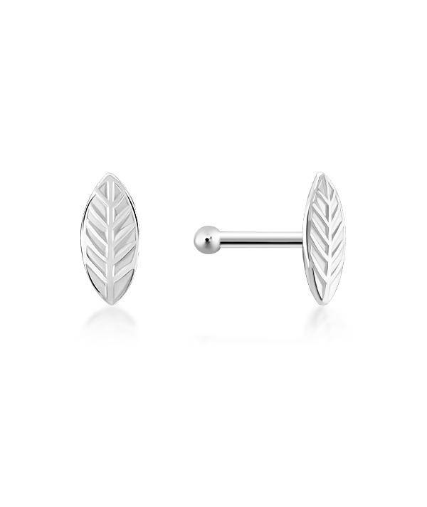 925 Sterling silver plain silver.