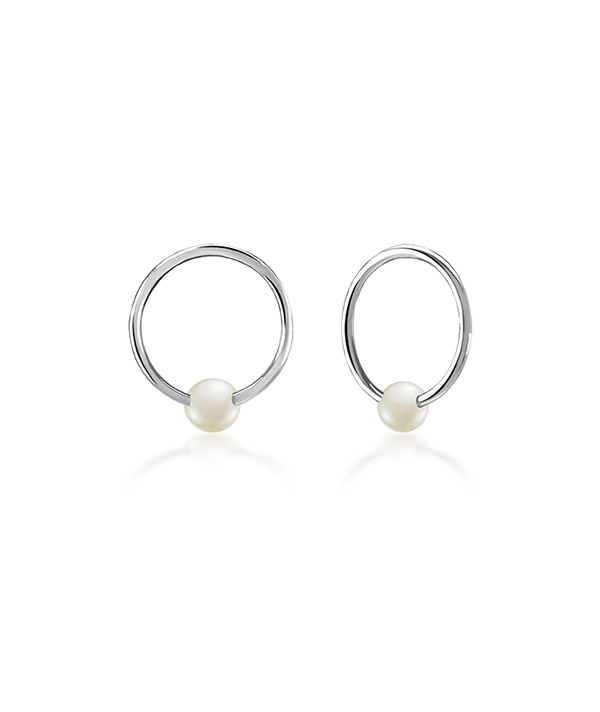 925 Sterling silver nose hoop.