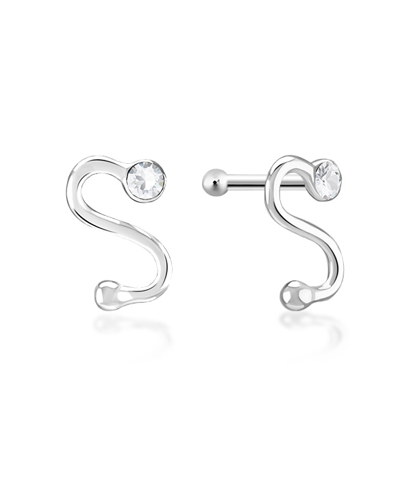 925 Sterling silver nose stud with crystal.