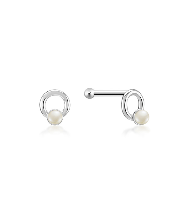 925 Sterling silver nose stud with synthetic pearl.