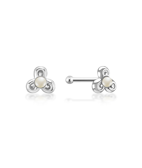 925 Sterling silver nose stud with synthetic pearl.