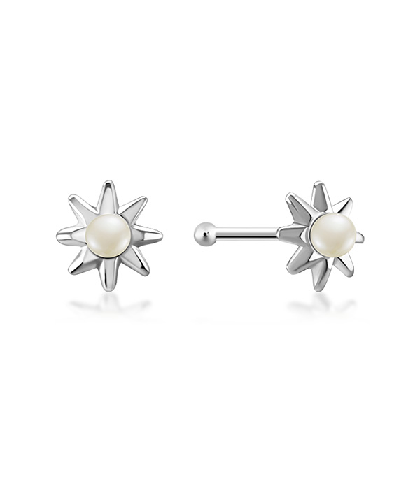 925 Sterling silver nose stud with synthetic pearl.