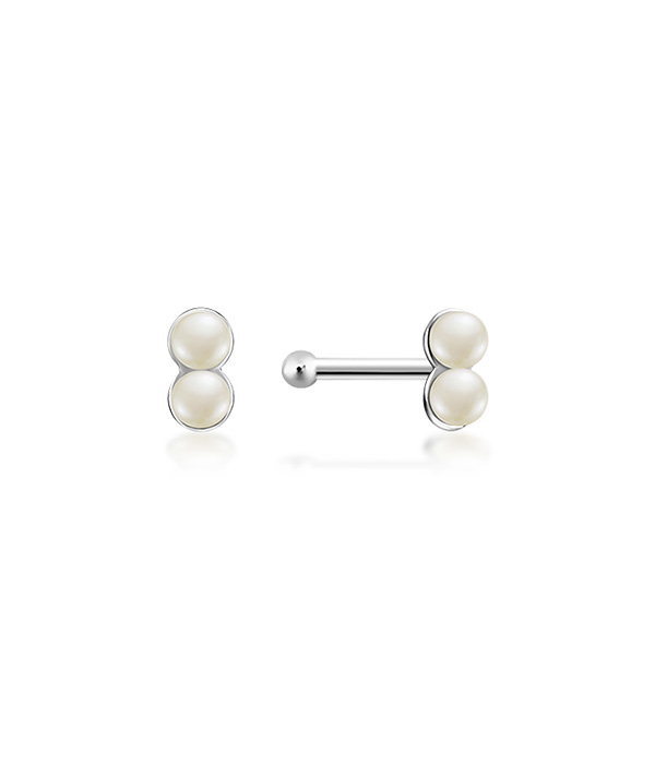 925 Sterling silver nose stud with synthetic pearl.