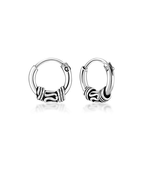 925 Sterling silver nose hoop.