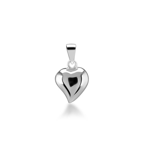 925 Sterling silver pendant.