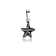 925 Sterling silver pendant.