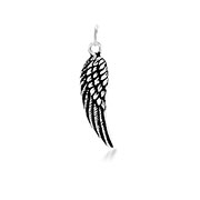 925 Sterling silver pendant.