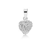 925 Sterling silver pendant.