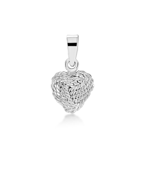 925 Sterling silver pendant.