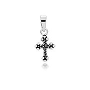 925 Sterling silver pendant.