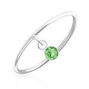 925 Sterling silver ring with crystals.