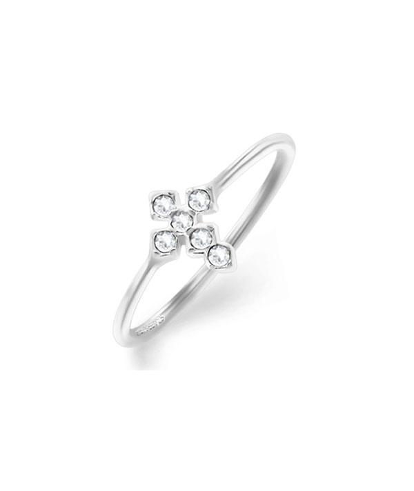 925 Sterling silver ring with crystals.
